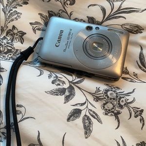 Canon powershot SD780 IS 12.1 megapixel camera